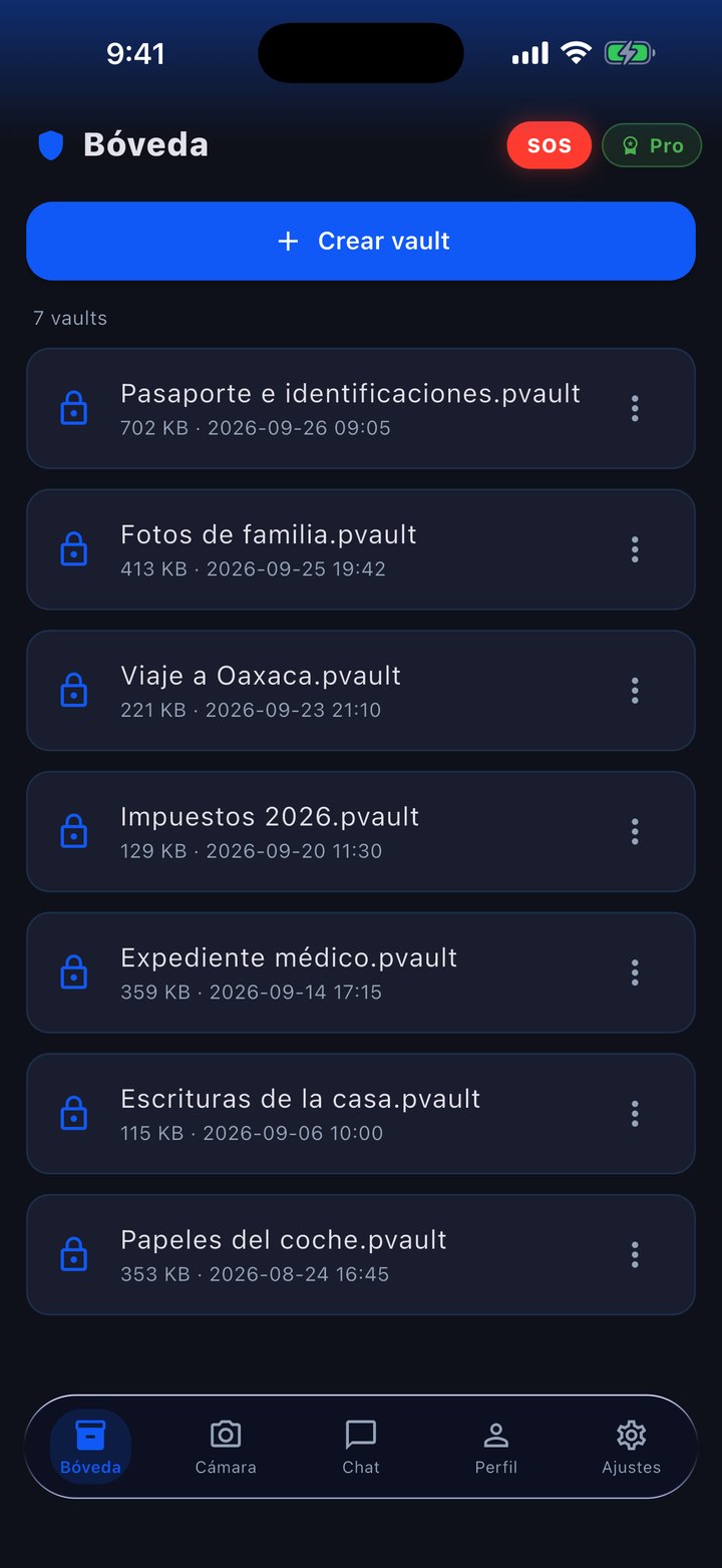 Bóveda de FuaFlow Vault: el botón «Crear vault» y siete vaults cifrados — pasaporte, fotos de familia, impuestos, expediente médico y más.